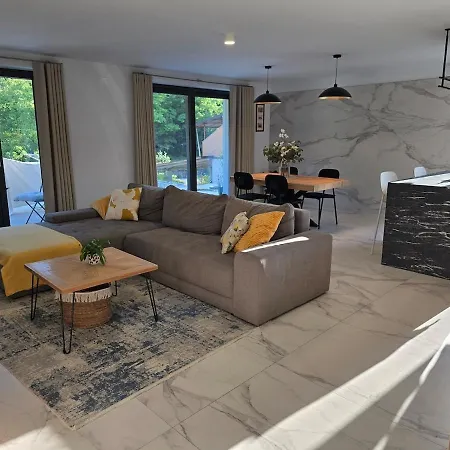 Apartament Rozna Retreat