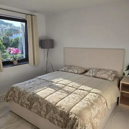 Rozna Retreat נובה גוריקה